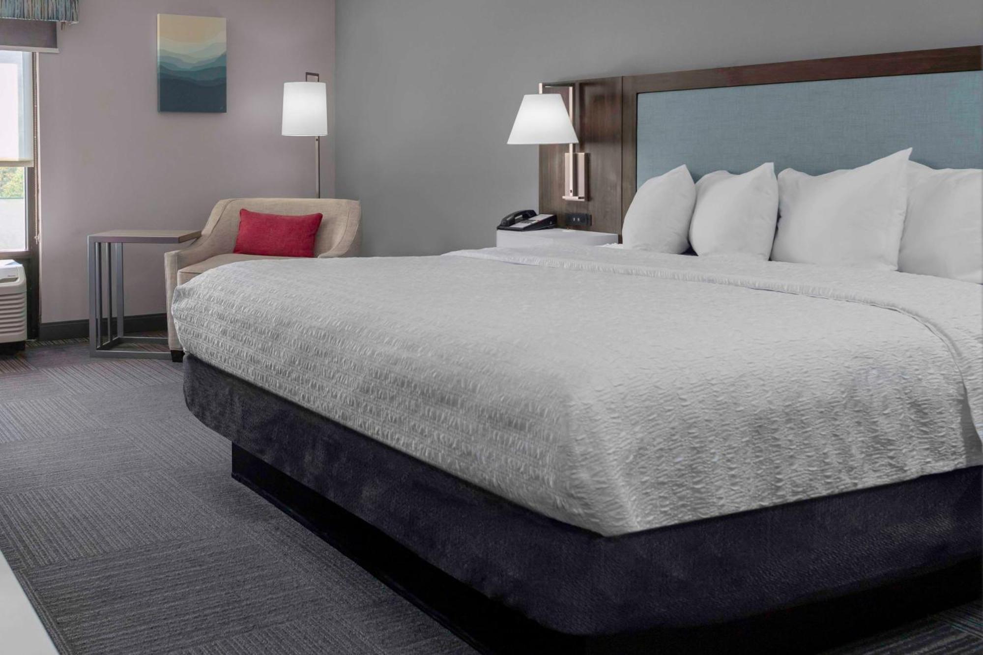 Hampton Inn Коньєрс Екстер'єр фото